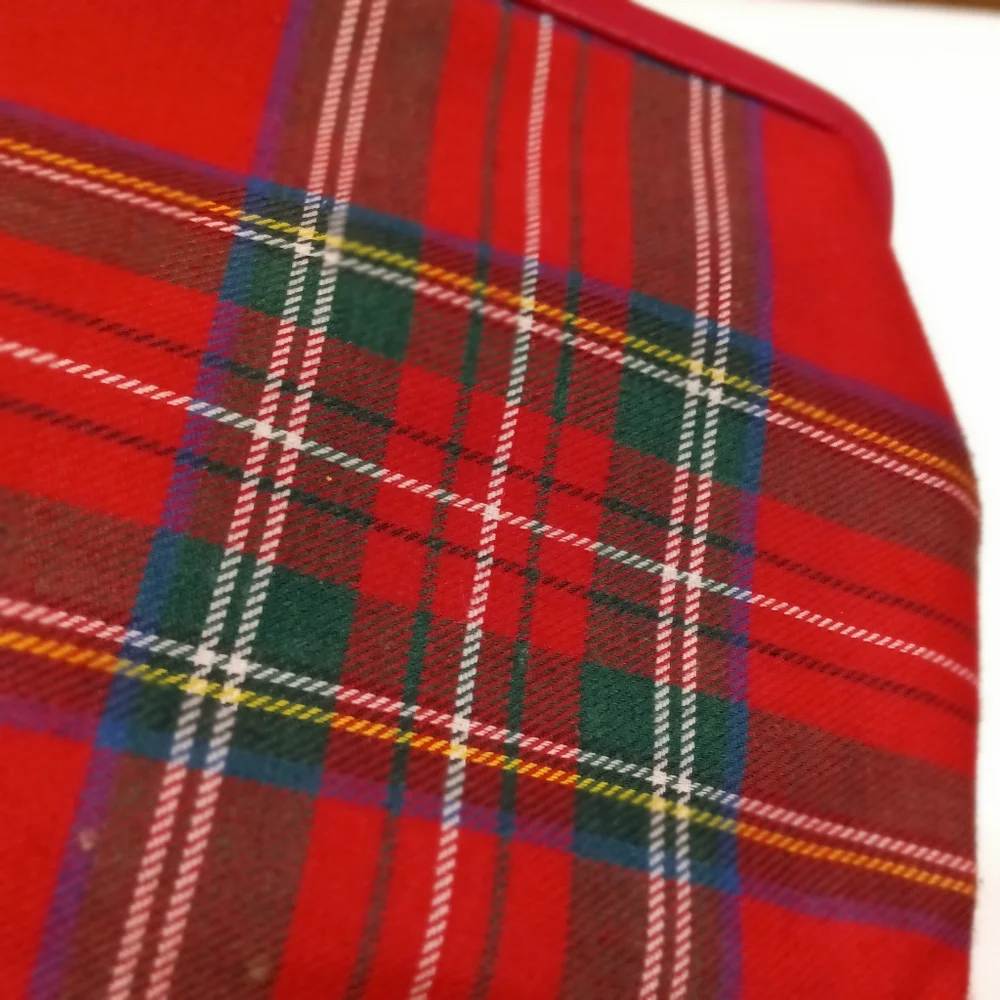 Mundi Vintage Red Plaid Clasp Pouch